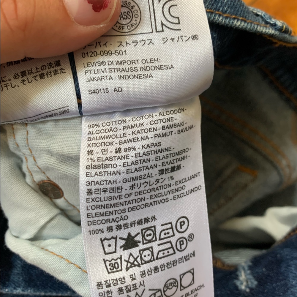 Levi’s High Rise Jeans! - Picture 8 of 10